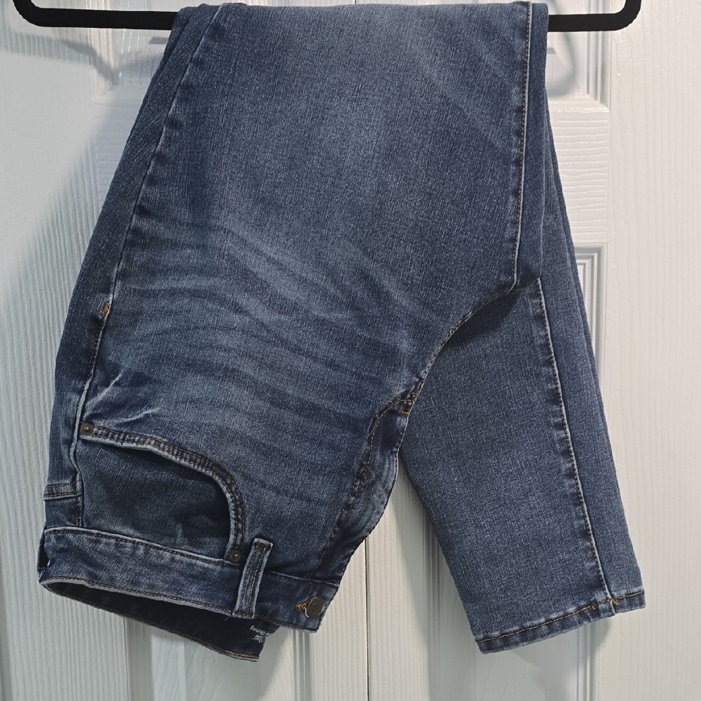 Time And Tru Short High Rise Curvy Skinny Jeans